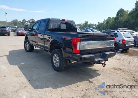 2017 Ford F-250 Platinum из США, поврежденный, VIN 1FT7W2BT0HEE30805